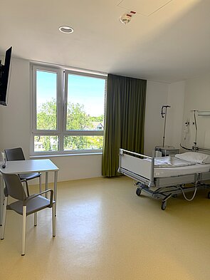 Renoviertes Einzelzimmer im Krankenhaus Maria-Hilf in Bergheim